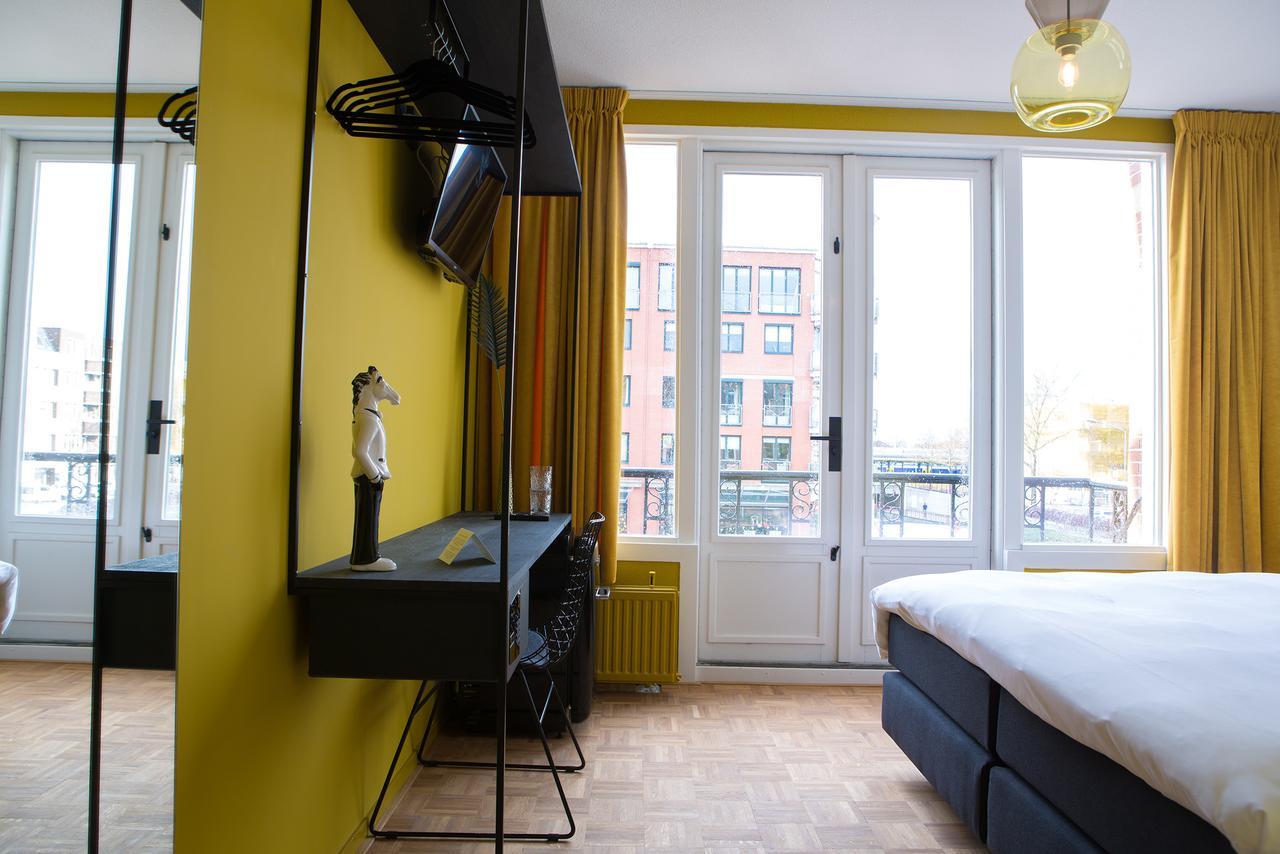Little Duke Hotel 登博斯 外观 照片